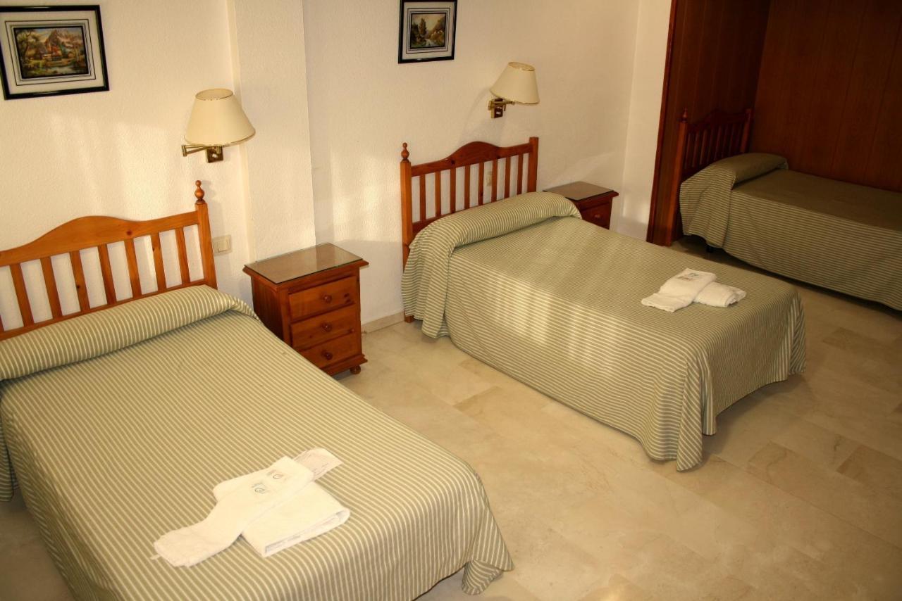 Pension Reina Josefina Santa Fe  Ruang foto