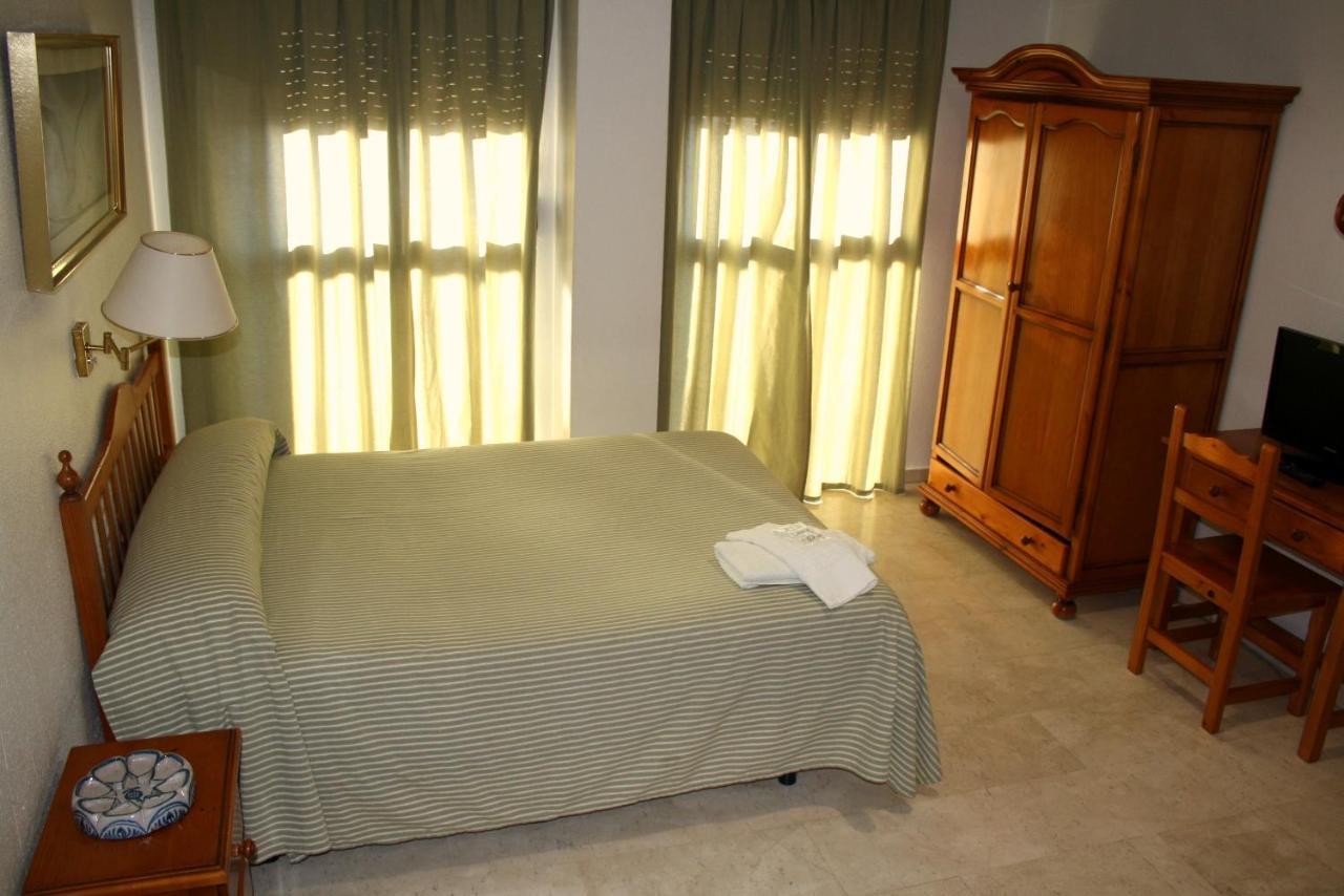 Pension Reina Josefina Santa Fe  Ruang foto