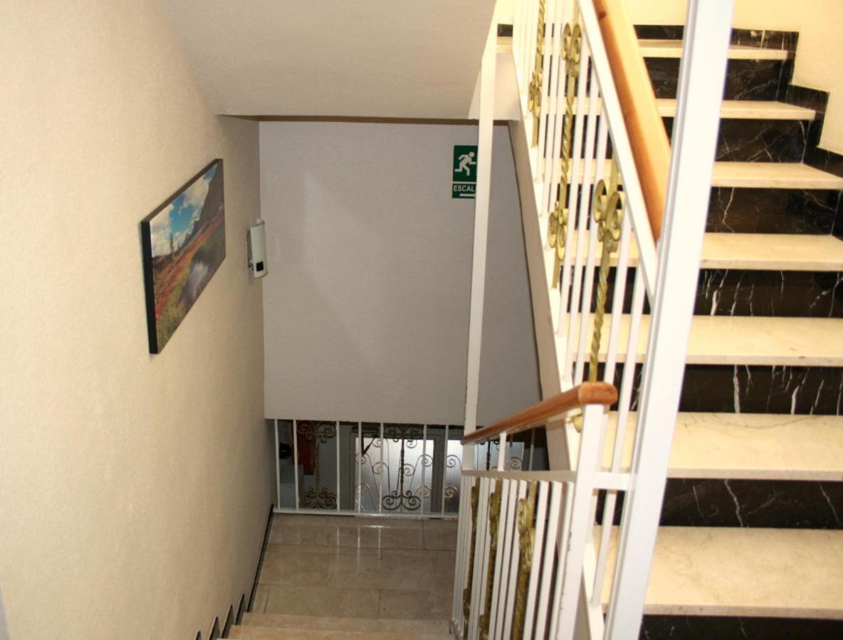 Pension Reina Josefina Santa Fe  Bagian luar foto