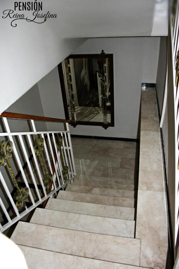Pension Reina Josefina Santa Fe  Bagian luar foto